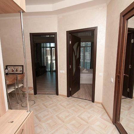 Sea Appart Hotel In The City Center Batumi Exterior photo