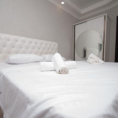 Sea Appart Hotel In The City Center Batumi Exterior photo