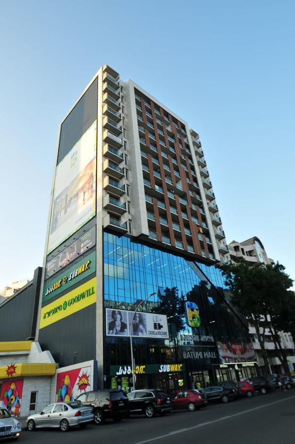 Sea Appart Hotel In The City Center Batumi Exterior photo
